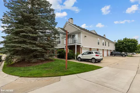 Exterior - 52392 Heatherstone, Macomb, MI 48042 photo 7 of 7