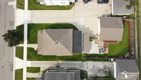 View/Area - 154 Riverview, Monroe, MI 48162 photo 2 of 4