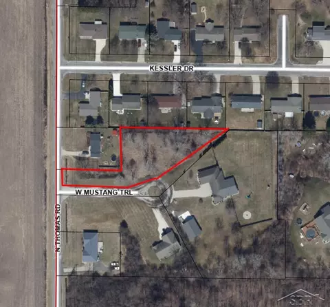 W Mustang Trail - A, Saginaw, MI 48609
