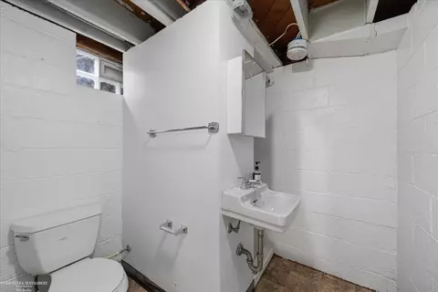 Bath - 316 Chalfonte, Grosse Pointe Farms, MI 48236 photo 6 of 6
