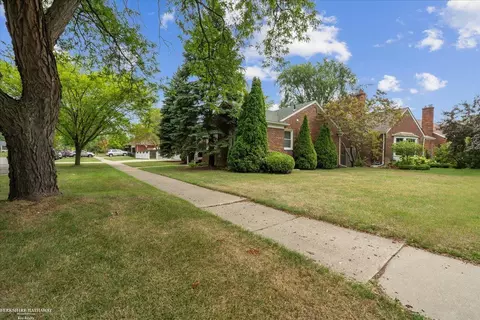 Exterior - 316 Chalfonte, Grosse Pointe Farms, MI 48236 photo 11 of 13