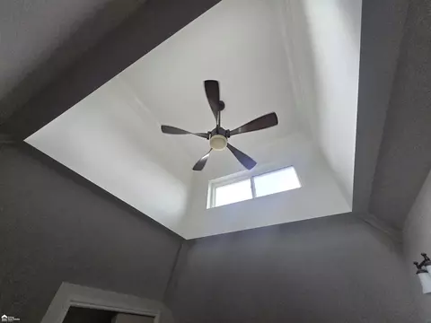 Entry Way - 1001 Coutant, Flushing, MI 48433 photo 2 of 2