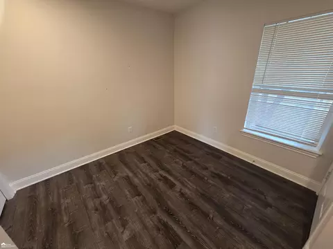 Bedroom - 1001 Coutant, Flushing, MI 48433 photo 2 of 4