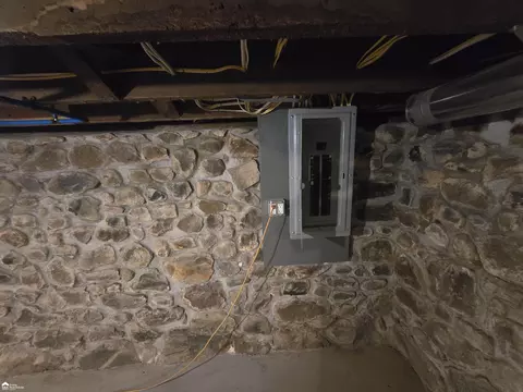 Other - 1001 Coutant, Flushing, MI 48433 photo 9 of 17