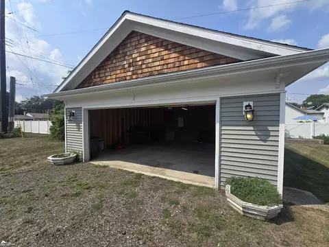 Other - 1001 Coutant, Flushing, MI 48433 photo 16 of 17
