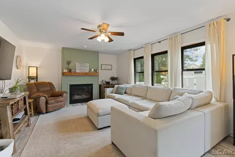 Living - 1604 Wind Dancer, Tecumseh, MI 49286 photo 4 of 7