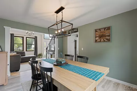 Dining - 1604 Wind Dancer, Tecumseh, MI 49286 photo 2 of 4