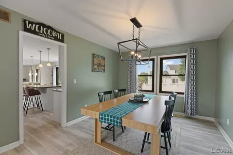 Dining - 1604 Wind Dancer, Tecumseh, MI 49286 photo 3 of 4