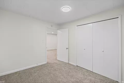 Bedroom - 131 E Lakeview, Flint, MI 48503 photo 2 of 5