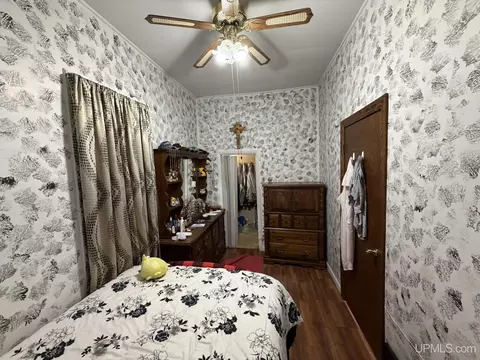 Bedroom - 210 N 13th, Escanaba, MI 49829 photo 2 of 10