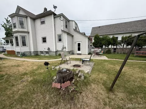 Exterior - 210 N 13th, Escanaba, MI 49829 photo 3 of 10