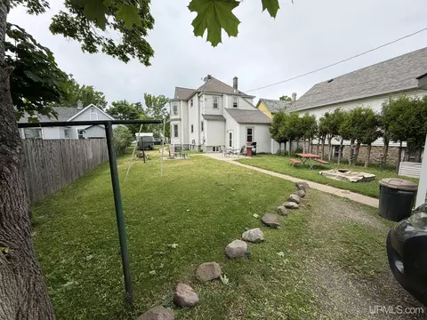 Exterior - 210 N 13th, Escanaba, MI 49829 photo 8 of 10
