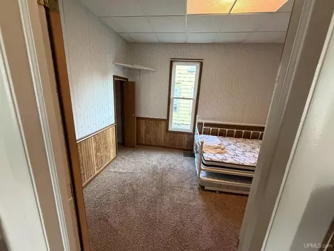 Bedroom - 210 N 13th, Escanaba, MI 49829 photo 3 of 10