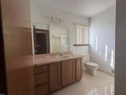 Bath - 141 Milton, Algonac, MI 48001 photo 2 of 3