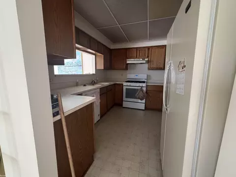 Kitchen - 141 Milton, Algonac, MI 48001 photo 3 of 3