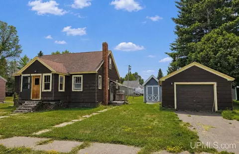 1304 Hancock, Wakefield, MI 49968