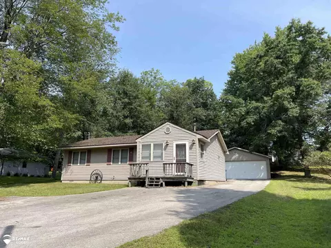1961 N Ogemaw, West Branch, MI 48661