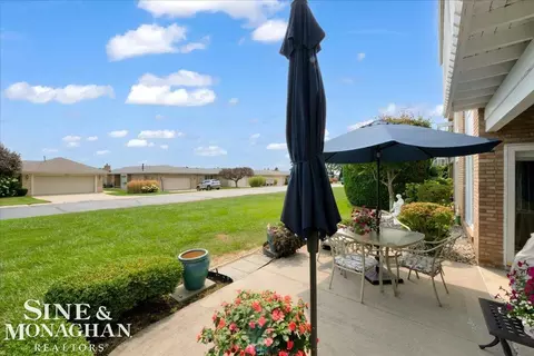Exterior - 1935 River #16, Saint Clair, MI 48079 photo 3 of 5