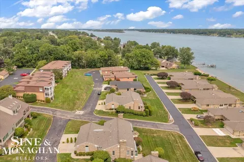 View/Area - 1935 River #16, Saint Clair, MI 48079 photo 5 of 8