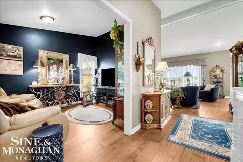 Entry Way - 1935 River #16, Saint Clair, MI 48079 photo 4 of 6