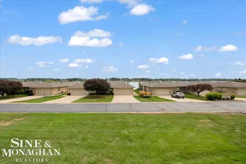 View/Area - 1935 River #16, Saint Clair, MI 48079 photo 1 of 8