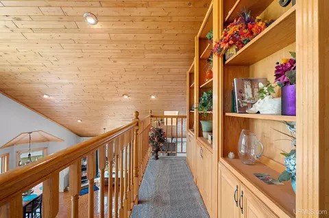 Entry Way - W1677 Orchard, Wilson, MI 49896 photo 4 of 4