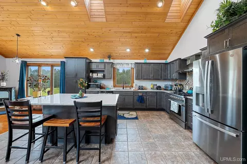 Kitchen - W1677 Orchard, Wilson, MI 49896 photo 4 of 5
