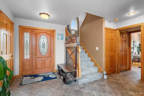 Entry Way - W1677 Orchard, Wilson, MI 49896 photo 3 of 4