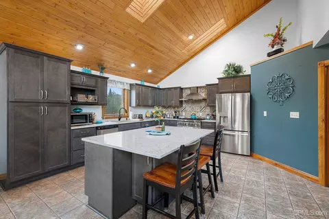 Kitchen - W1677 Orchard, Wilson, MI 49896 photo 2 of 5