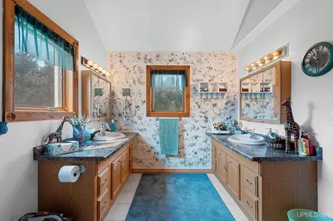 Bath - W1677 Orchard, Wilson, MI 49896 photo 2 of 5