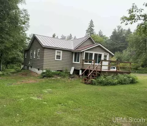 77 Midway, Negaunee, MI 49866