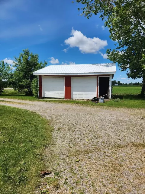 71040 Omo, Richmond, MI 48062
