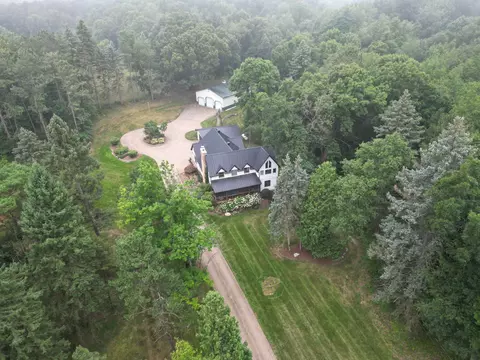 13138 White Lk, Fenton, MI 48430