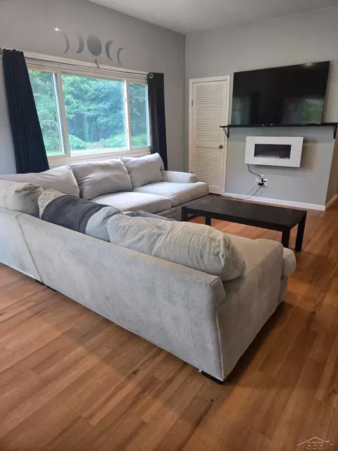Living - 2755 N Orr, Hemlock, MI 48626 photo 1 of 1