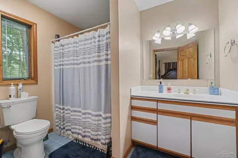 Bath - 5089 Golfview, Au Gres, MI 48703 photo 2 of 3