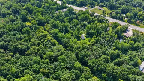View/Area - 93 N Larry, Midland, MI 48640 photo 9 of 13