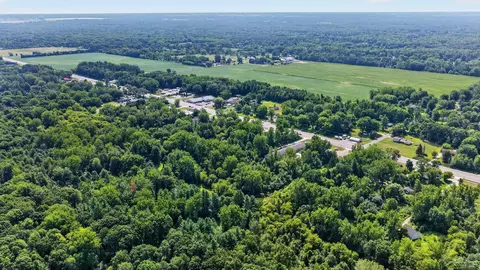 View/Area - 93 N Larry, Midland, MI 48640 photo 8 of 13