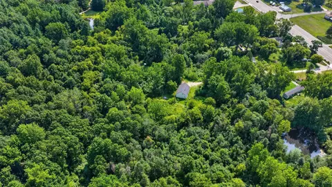 View/Area - 93 N Larry, Midland, MI 48640 photo 11 of 13