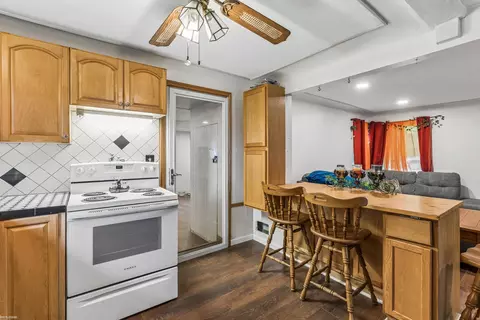 Kitchen - 133 Murphy, Saint Clair, MI 48079 photo 2 of 3