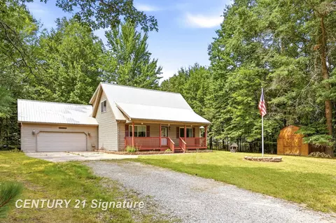 3270 Lake Of The Pnes, Lake, MI 48632