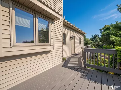 Exterior - 225 E Dean, Temperance, MI 48182 photo 8 of 20