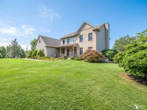 Exterior - 225 E Dean, Temperance, MI 48182 photo 4 of 20