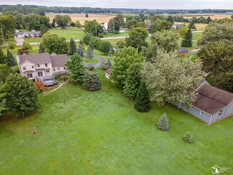 View/Area - 225 E Dean, Temperance, MI 48182 photo 3 of 10