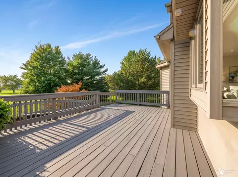 Exterior - 225 E Dean, Temperance, MI 48182 photo 7 of 20