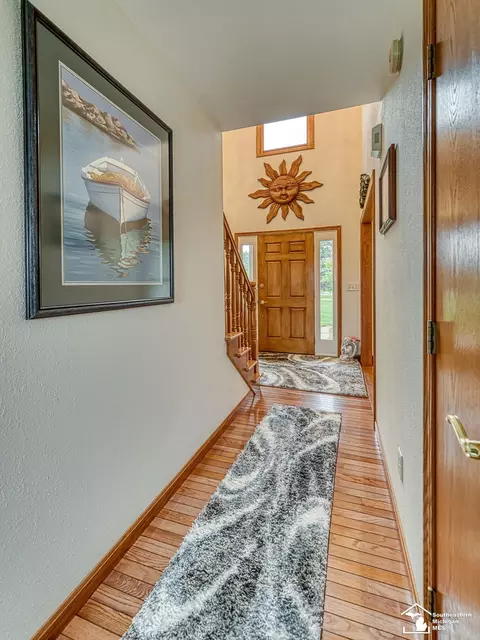 Entry Way - 225 E Dean, Temperance, MI 48182 photo 2 of 6