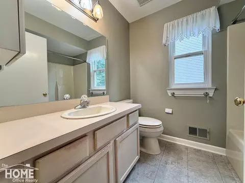Bath - 843 Yorick, Wixom, MI 48393 photo 4 of 5