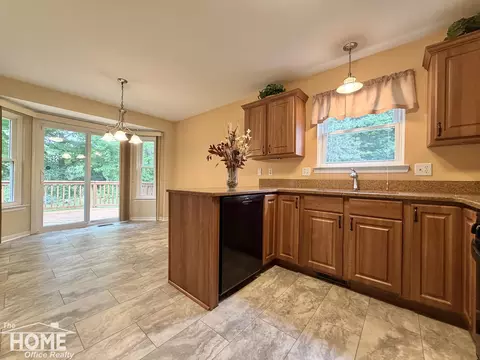 Kitchen - 843 Yorick, Wixom, MI 48393 photo 1 of 3