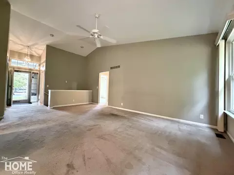 Living - 843 Yorick, Wixom, MI 48393 photo 3 of 6