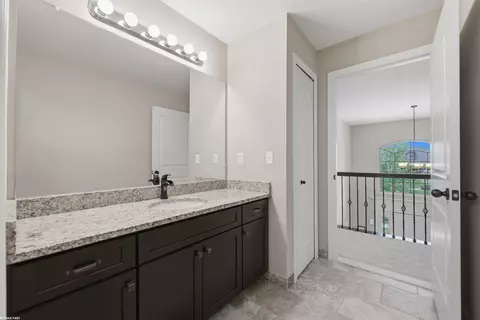 Bath - 55300 Azinger, Macomb, MI 48042 photo 5 of 7