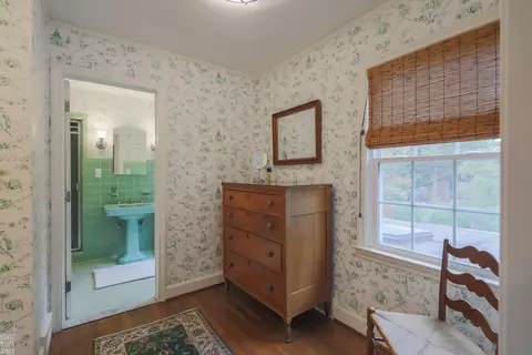 Bedroom - 1024 Buckingham, Grosse Pointe Park, MI 48230 photo 4 of 7